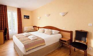 Logis Hôtel & Restaurant des Lacs