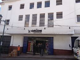 Hostal y Apartamentos Guest Home