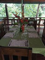 Hidden Paradise Lodge