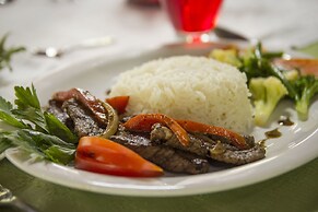 Hidden Paradise Lodge