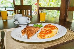 Hidden Paradise Lodge