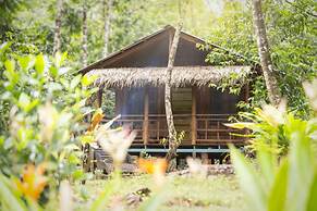 Hidden Paradise Lodge