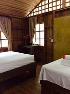 Hidden Paradise Lodge