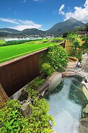 Yufuin Onsen Hotel Poppoan