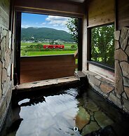 Yufuin Onsen Hotel Poppoan