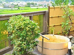 Yufuin Onsen Hotel Poppoan