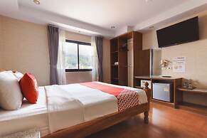 OYO 861 Patong Dynasty Hotel