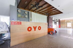 OYO 861 Patong Dynasty Hotel