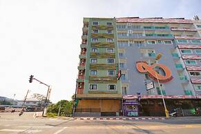 OYO 861 Patong Dynasty Hotel