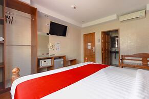 OYO 861 Patong Dynasty Hotel