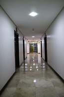 Sea Pearl Manila Suites