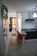 Sea Pearl Manila Suites