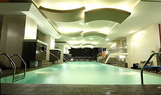 Sea Pearl Manila Suites