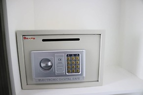 Sea Pearl Manila Suites