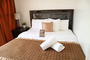 Sea Pearl Manila Suites