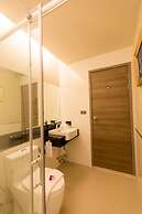 Rung Aroon Hotel By Le Siri