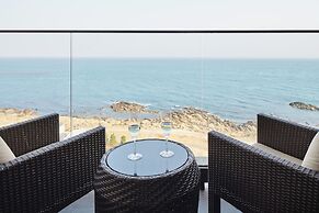 Ananti at Busan Cove