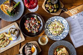 InterContinental Perth City Centre by IHG