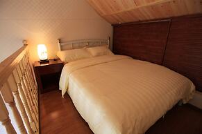 Zhantan Courtyard Hotel