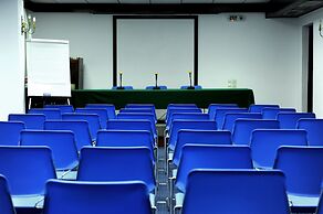 Delfinia Hotel & Bungalows