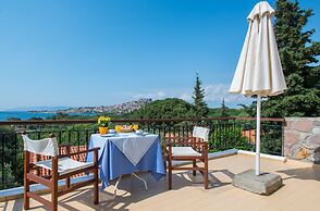 Delfinia Hotel & Bungalows