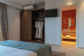Hotel Delfinia