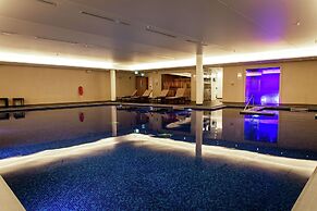 Lincoln Plaza London, Curio Collection by Hilton