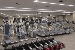 Lincoln Plaza London, Curio Collection by Hilton