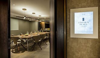 Lincoln Plaza London, Curio Collection by Hilton