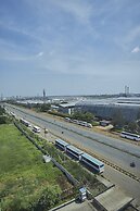 Mercure Chennai Sriperumbudur Hotel