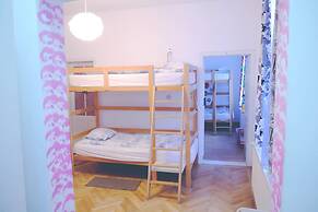 Centrum House Hostel