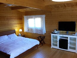 Mountain Breeze Resort