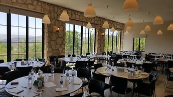 Mountain Breeze Resort