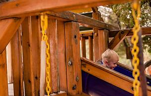 Mountain Breeze Resort