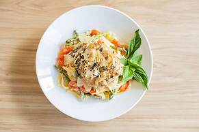 Embassy Suites By Hilton Oahu Kapolei