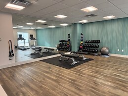 Holiday Inn Express & Suites Atchison by IHG