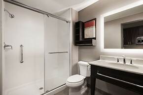 Homewood Suites By Hilton Milwaukee Downtown