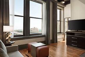 Homewood Suites By Hilton Milwaukee Downtown