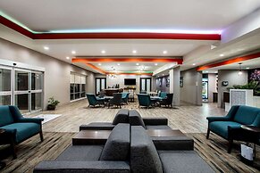 La Quinta Inn & Suites by Wyndham Pittsburg