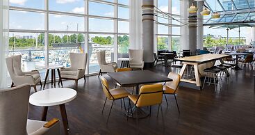 Canopy by Hilton Washington DC The Wharf