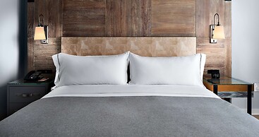 Canopy by Hilton Washington DC The Wharf