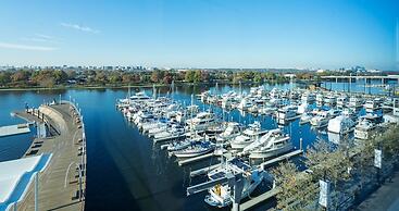 Canopy by Hilton Washington DC The Wharf
