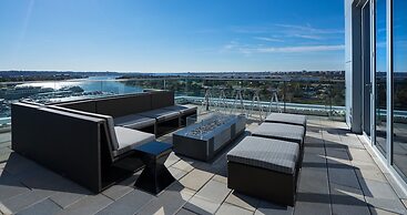 Canopy by Hilton Washington DC The Wharf