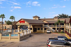 OYO Hotel McAllen Airport South