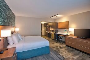 TownePlace Suites by Marriott Miami Airport