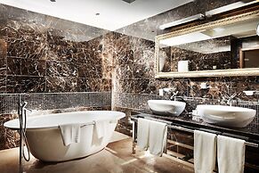 Victoria Hotel and SPA