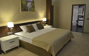 Victoria Hotel and SPA