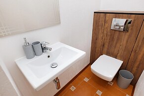 CityApartments Kyiv Poznyaki