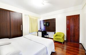 Porto Minas Hotel e Convenções