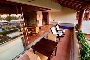 The Residences at Las Palmas